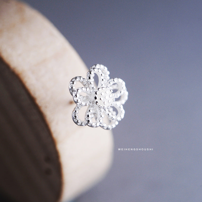 Luxyin 925 Sterling Silver Floral Stud Earrings