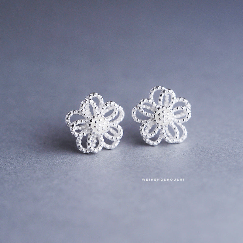 Luxyin 925 Sterling Silver Floral Stud Earrings