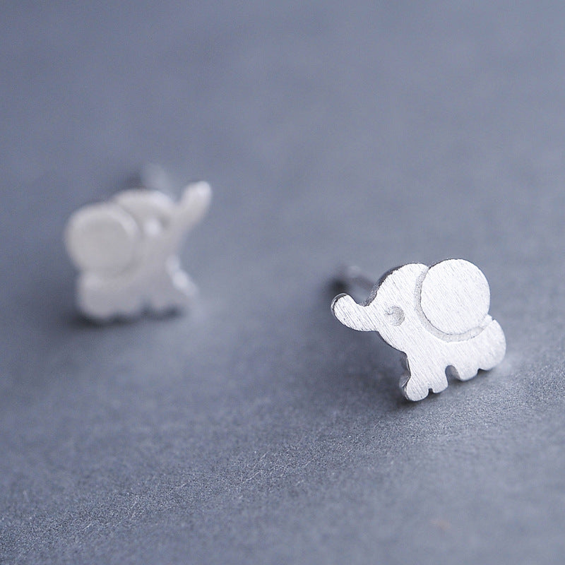Luxyin Sterling Silver Cute Elephant Stud Earrings