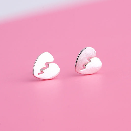 Luxyin S925 Silver Mini Heart Stud Earrings