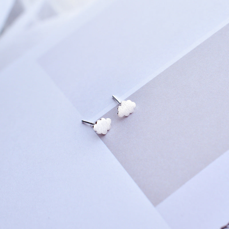 Luxyin 925 Sterling Silver Mini Cloud Stud Earrings