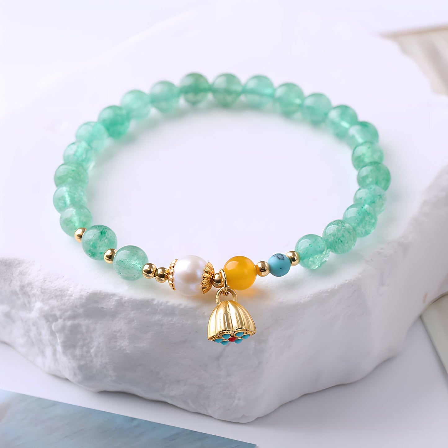 Luxyin Iris Green Strawberry Quartz Crystal Bead Bracelet