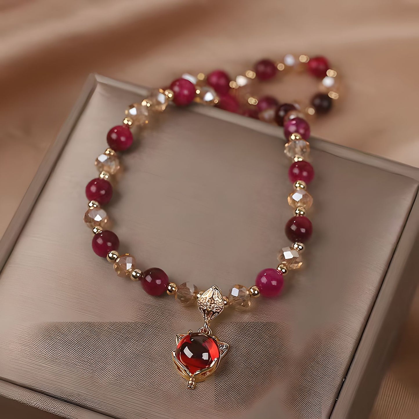 Luxyin Susie Pulsera de cuentas de piedra de ojo de tigre con colgante de zorro