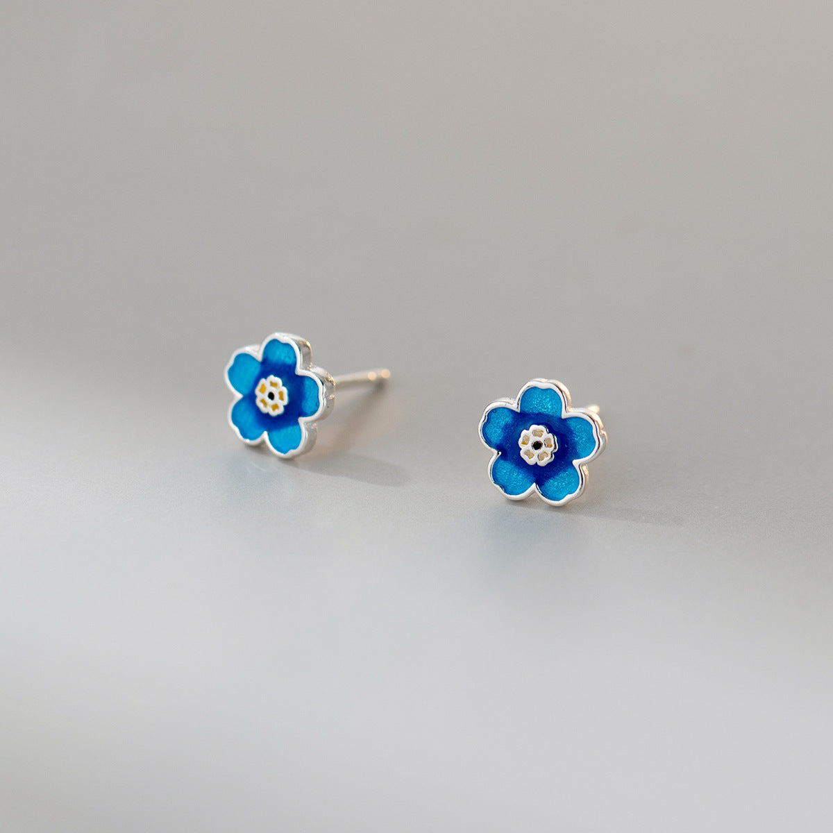 Luxyin Dainty Blue Bloom Sterling Silver Studs 💙