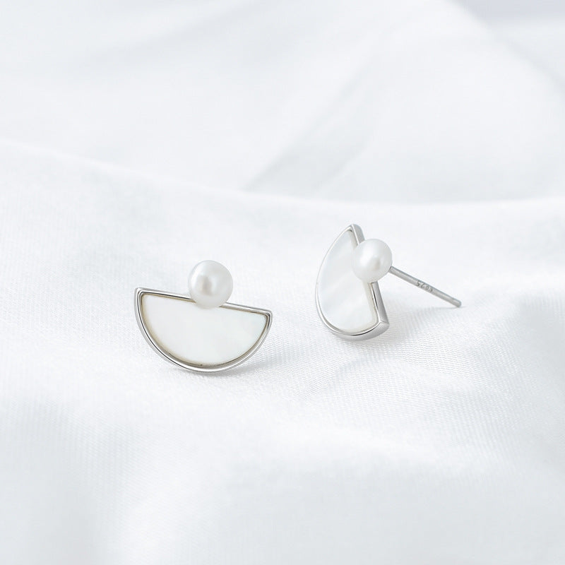 Luxyin S925 Silver Crescent Mother-of-Pearl Stud Earrings