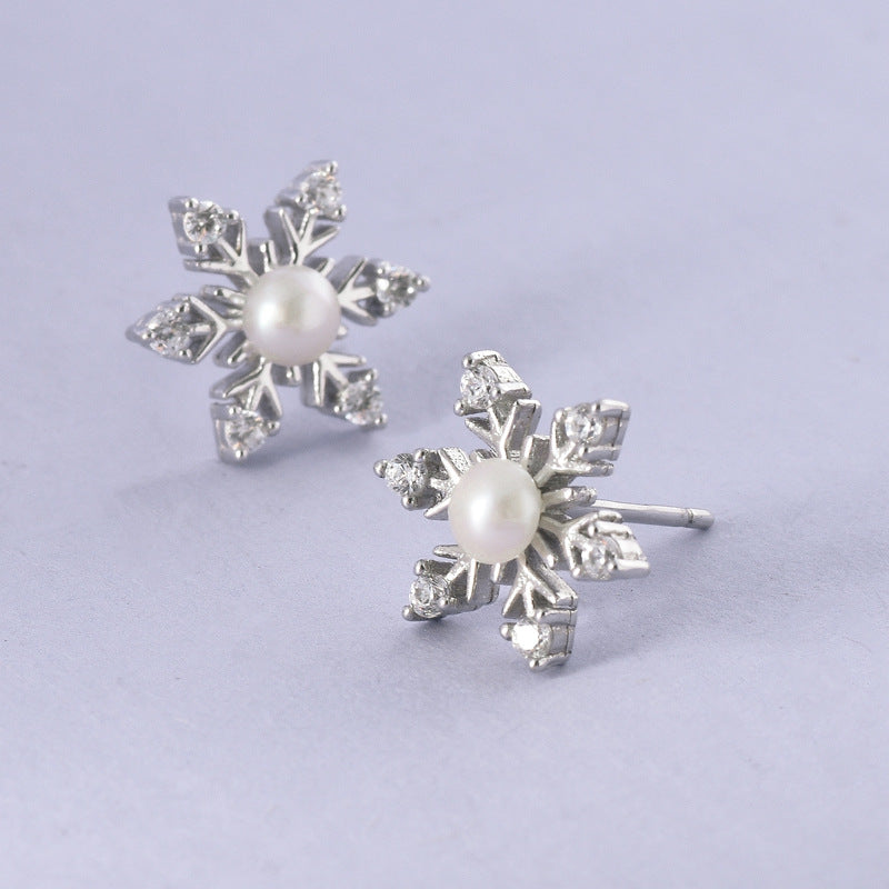 Luxyin Snowflake Sparkle 925 Silver Stud Earrings