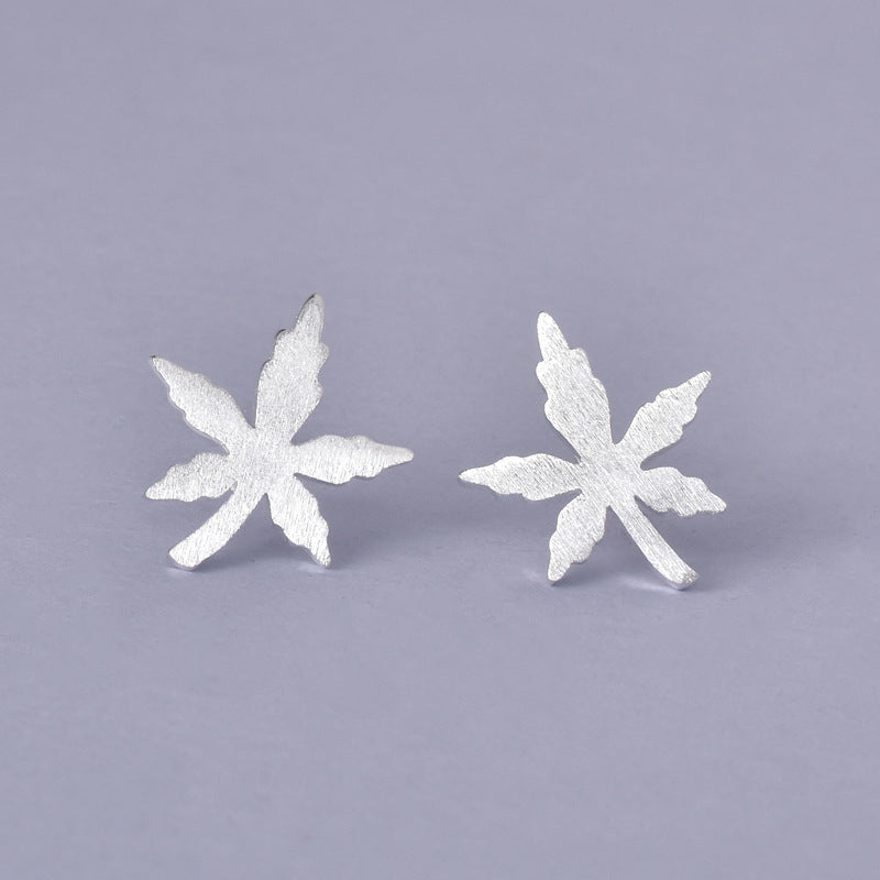 Luxyin 925 Sterling Silver Maple Leaf Stud Earrings