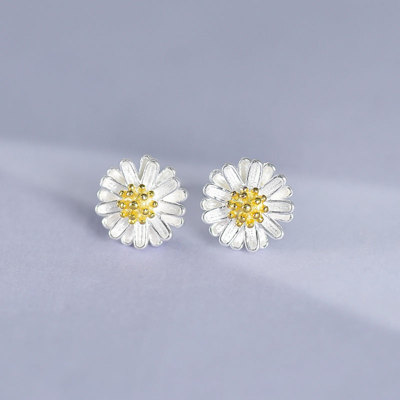 Luxyin Sterling Silver Daisy Stud Earrings 🌼