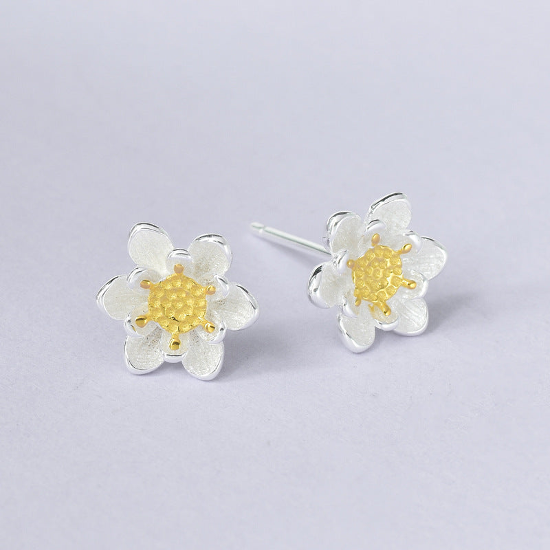 Luxyin S925 Sterling Silver Lotus Stud Earrings