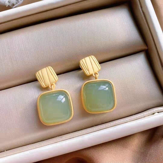 Luxyin Geometric Jade Stud Earrings: Touch of Tradition ✨