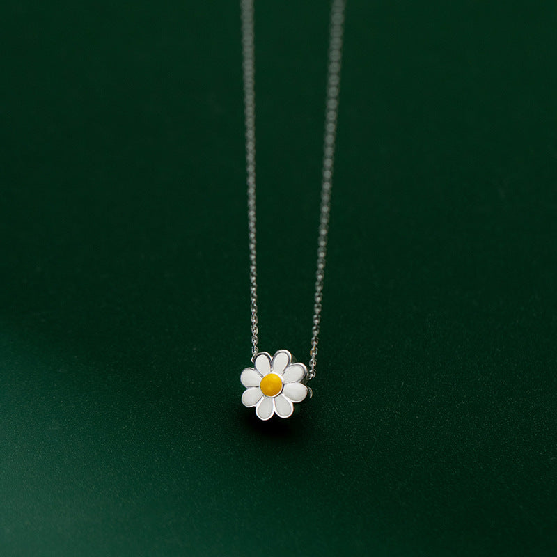 Luxyin Daisy Dreams Sterling Silver Necklace