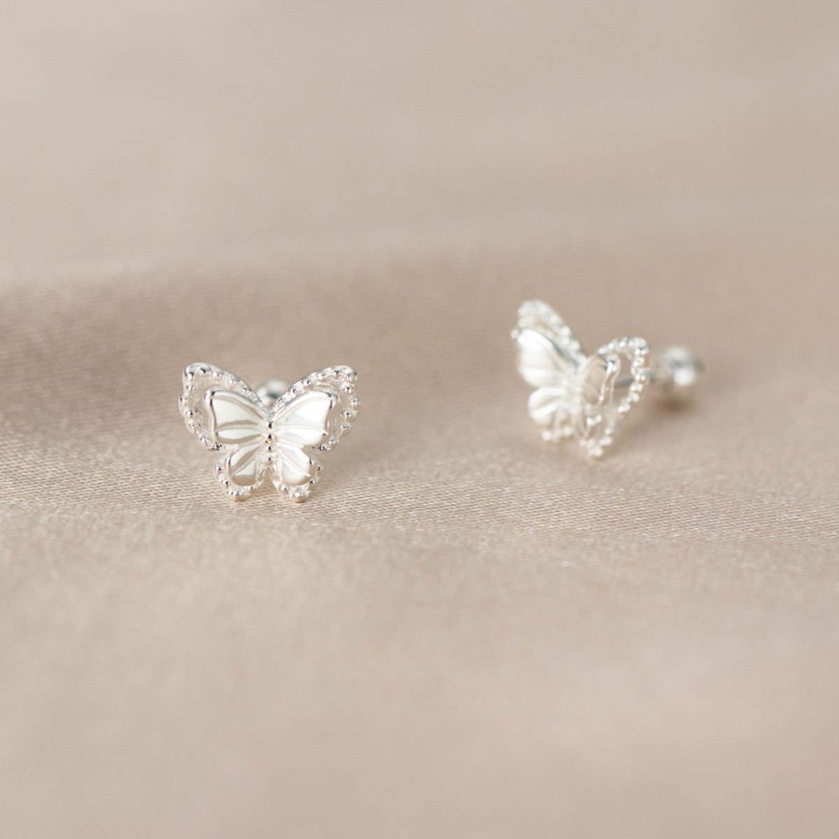 Luxyin Flutter Sparkle: 925 Silver Butterfly Stud Earrings