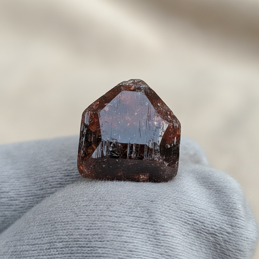 Brookite crystal close-up