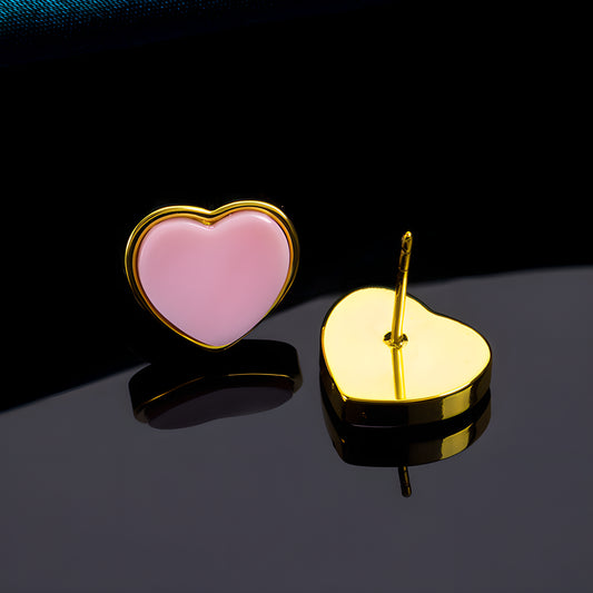 Natural Queen Conch Heart Stud Earrings