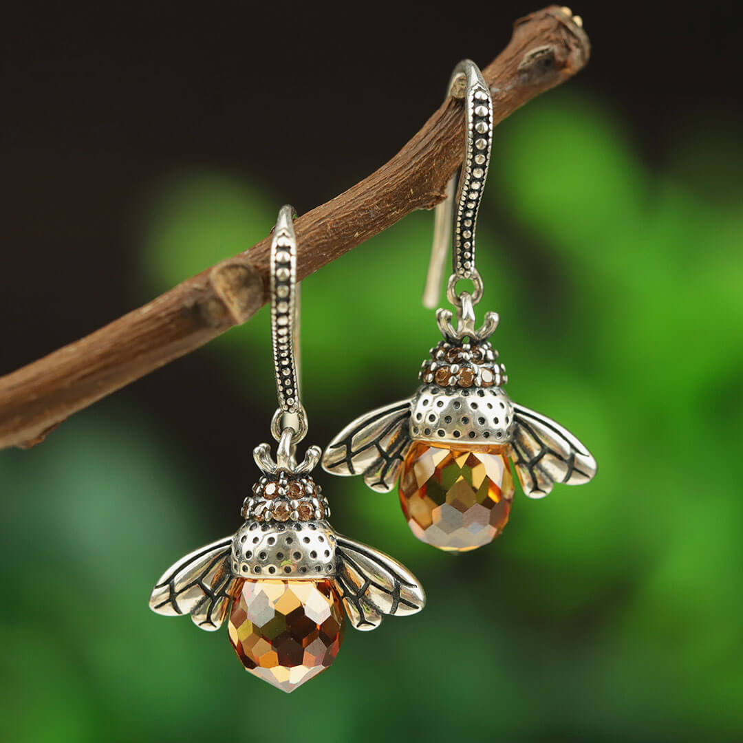 Lovely Bee Kiss Drop Earrings , Zircon Crystal Bee Earrings - LUXYIN