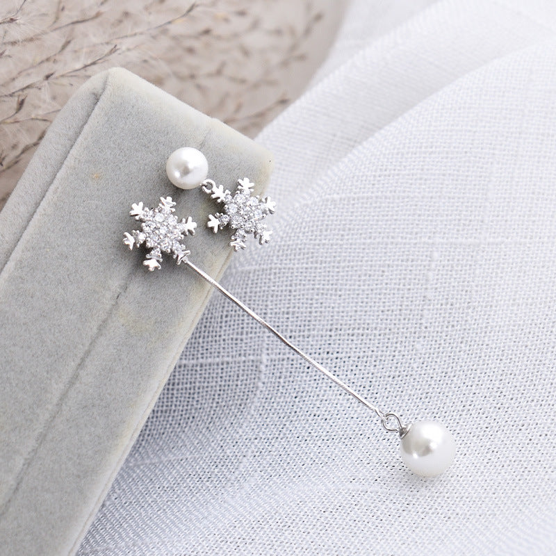 Luxyin 925 Silver Asymmetrical Pearl Snowflake Dangle Earrings