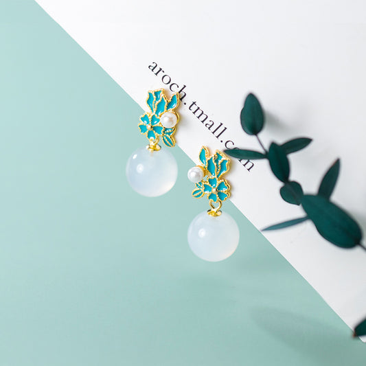 Luxyin Dainty White Chalcedony Blossom Earrings