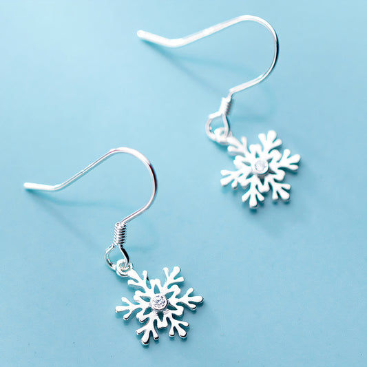 Luxyin Caitlin Snowflake Earrings