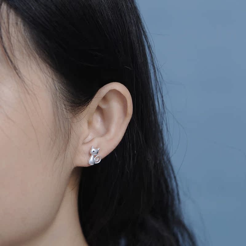 Luxyin Sterling Silver Cute Cat Stud Earrings