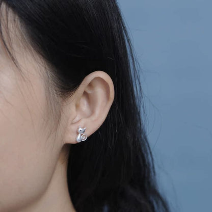 Luxyin Sterling Silver Cute Cat Stud Earrings