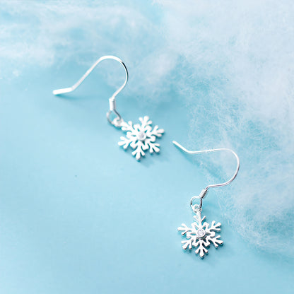 Luxyin Caitlin Snowflake Earrings