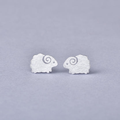 Luxyin 925 Sterling Silver Sheep Stud Earrings