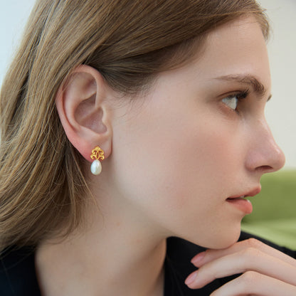 Luxyin French Pearl Sterling Silver Studs