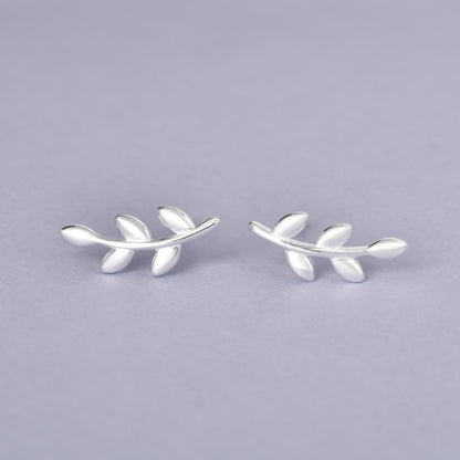 Luxyin 925 Silver Leaf Stud Earrings - Sweet & Simple