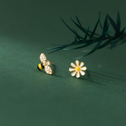 Bee and Daisy Zircon Stud Earrings S925 Silver