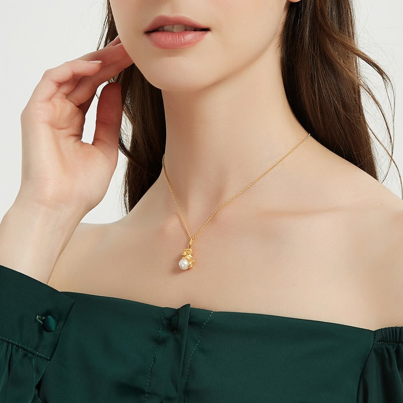 Luxyin Teddy Pearl Sterling Silver Charm