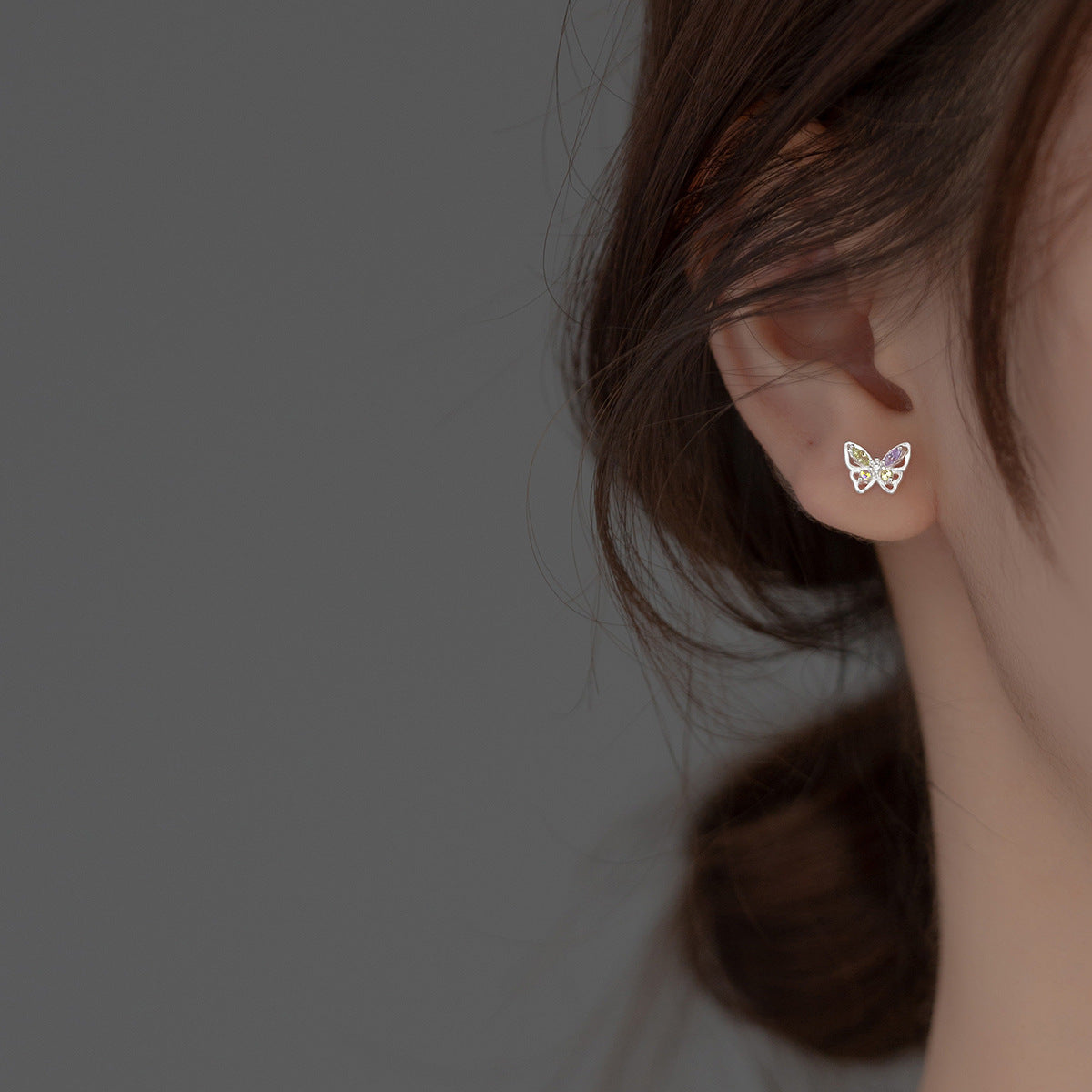 Luxyin Sparkling Butterfly Studs