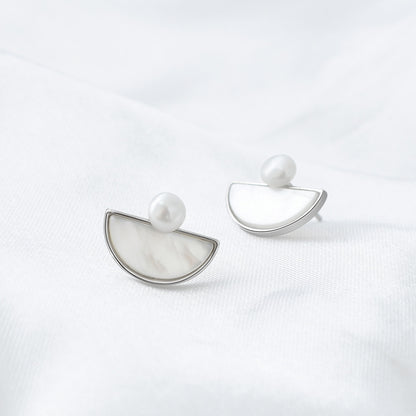 Luxyin S925 Silver Crescent Mother-of-Pearl Stud Earrings