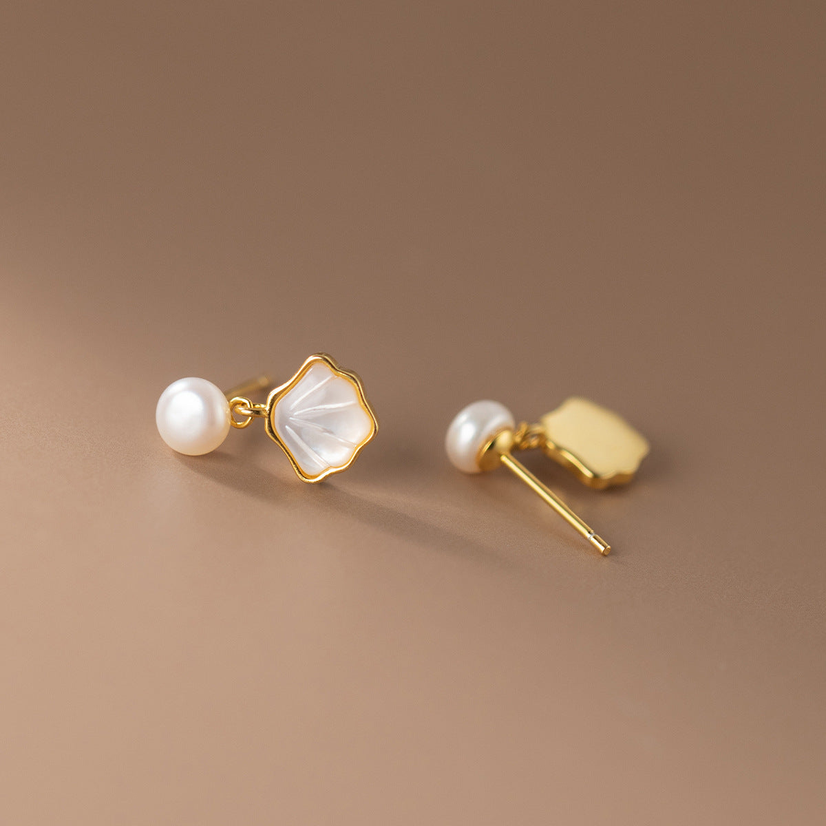 Elegant S925 Silver Summer Shell Pearl Stud Earrings