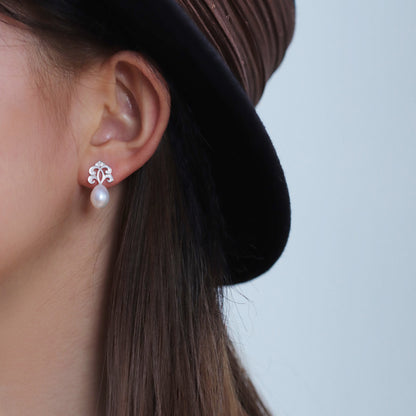 Luxyin French Pearl Sterling Silver Studs