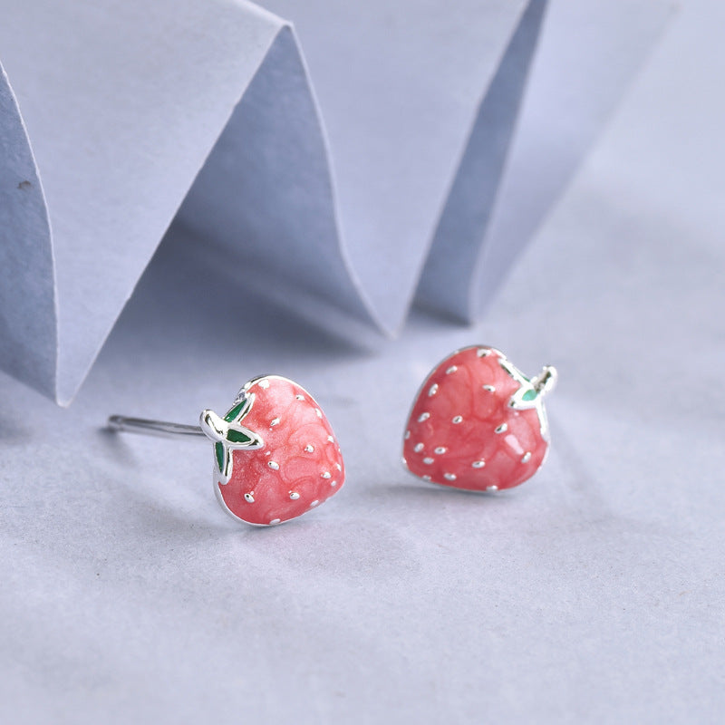 Luxyin 925 Sterling Silver Strawberry Stud Earrings