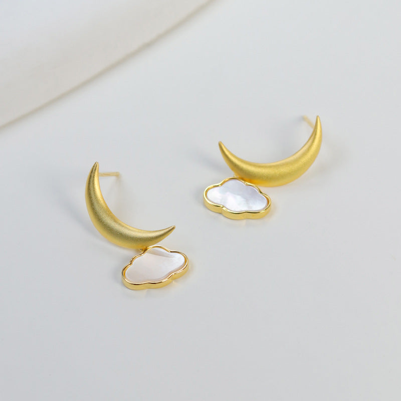 Luxyin Moonlit Whispers: Sterling Silver Crescent Studs