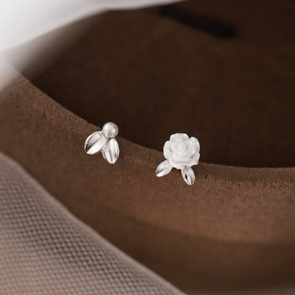 Luxyin S925 Sterling Silver Rosebud Stud Earrings