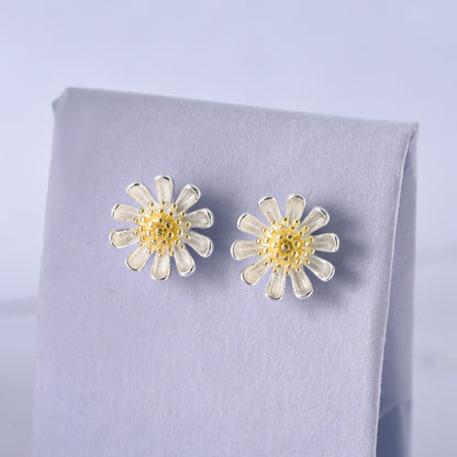 Luxyin S925 Sterling Silver Daisy Stud Earrings - Sweet & Fresh Style