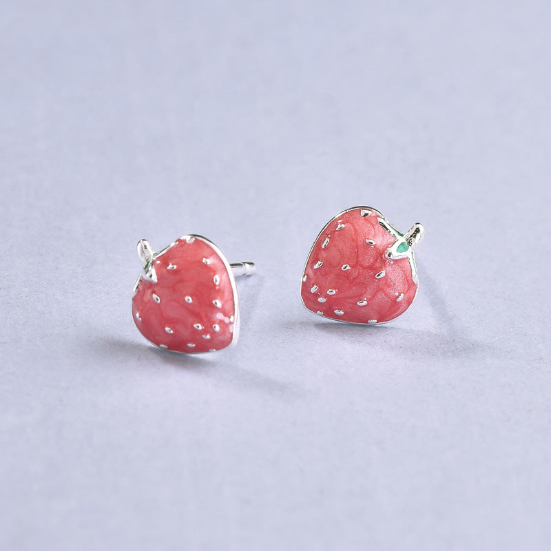 Luxyin 925 Sterling Silver Strawberry Stud Earrings