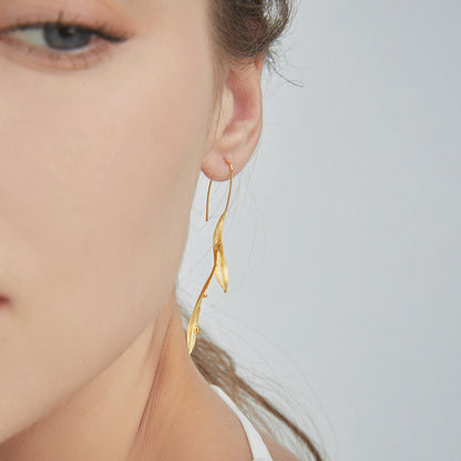 Luxyin Leaf Whisper Earrings - Silver & Gold