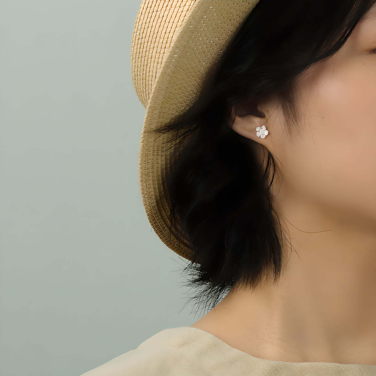 Dainty Peach Blossom Stud Earrings in S925 Sterling Silver