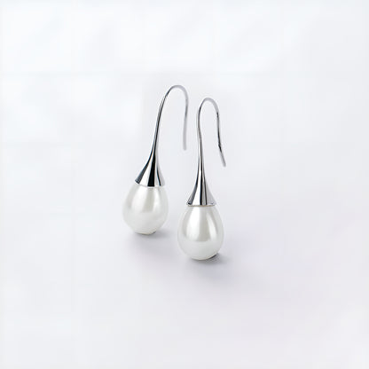 Elegant Pearl Teardrop Earrings in S925 Sterling Silver