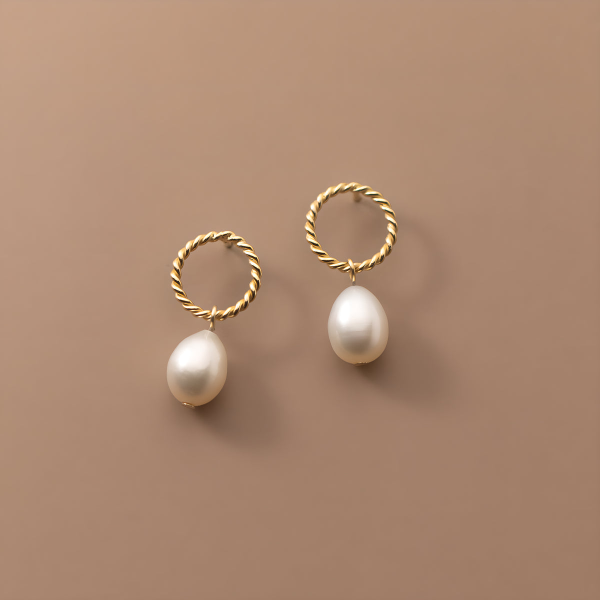 Geometric Pearl Teardrop Stud Earrings in S925 Sterling Silver