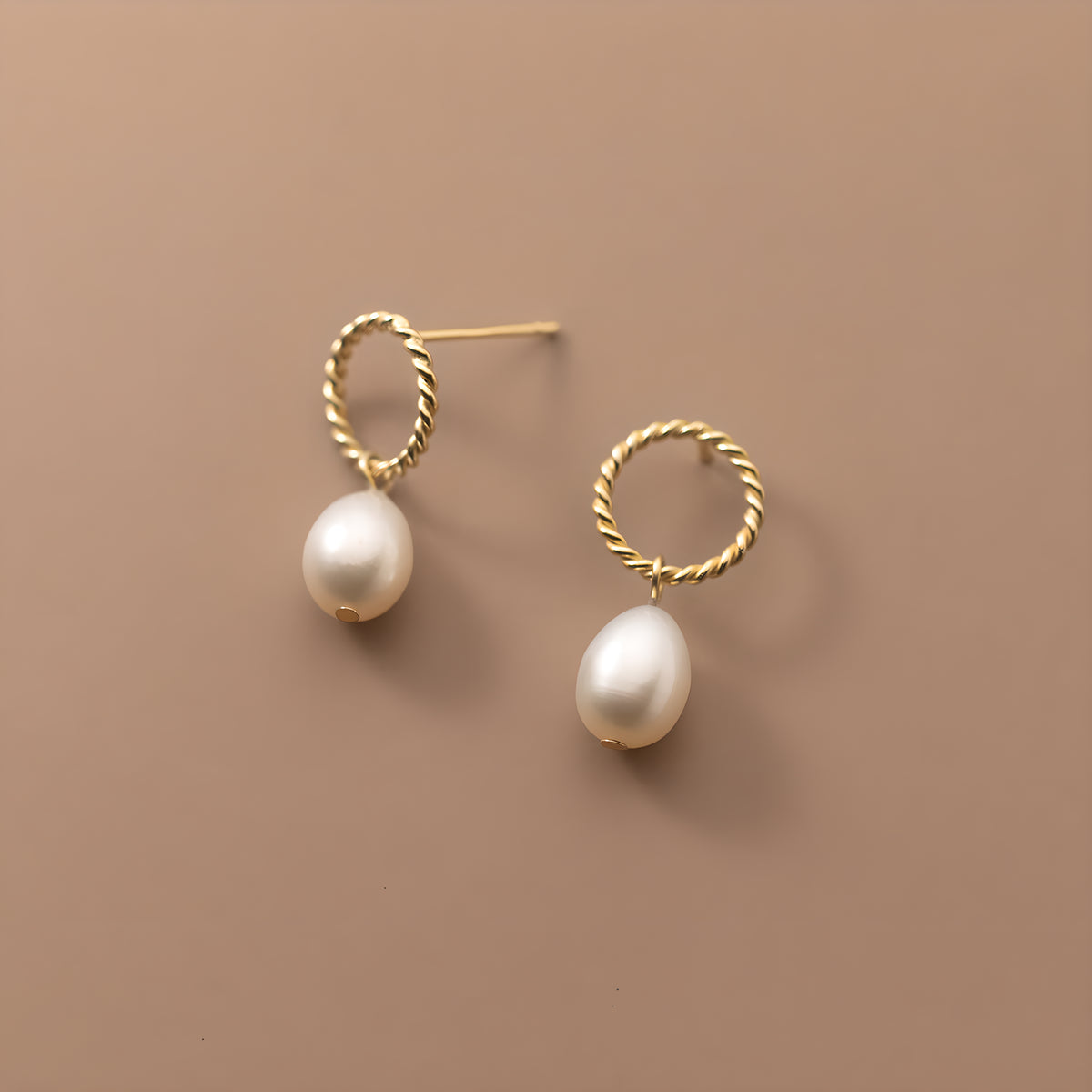 Geometric Pearl Teardrop Stud Earrings in S925 Sterling Silver
