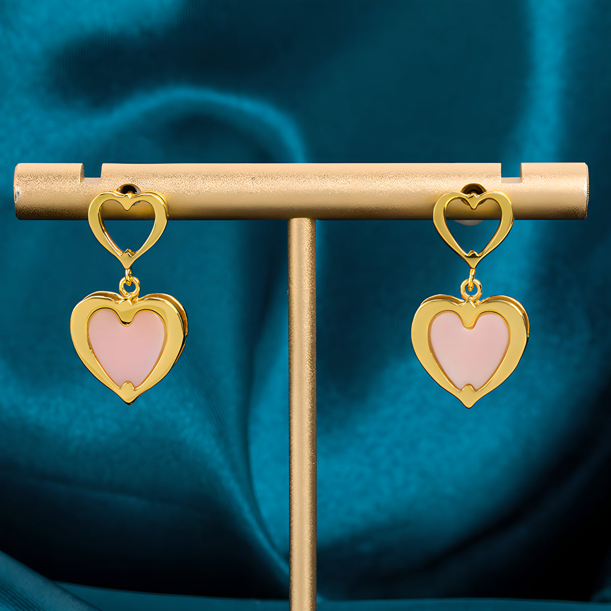 Heart Shell Pearl Stud Earrings