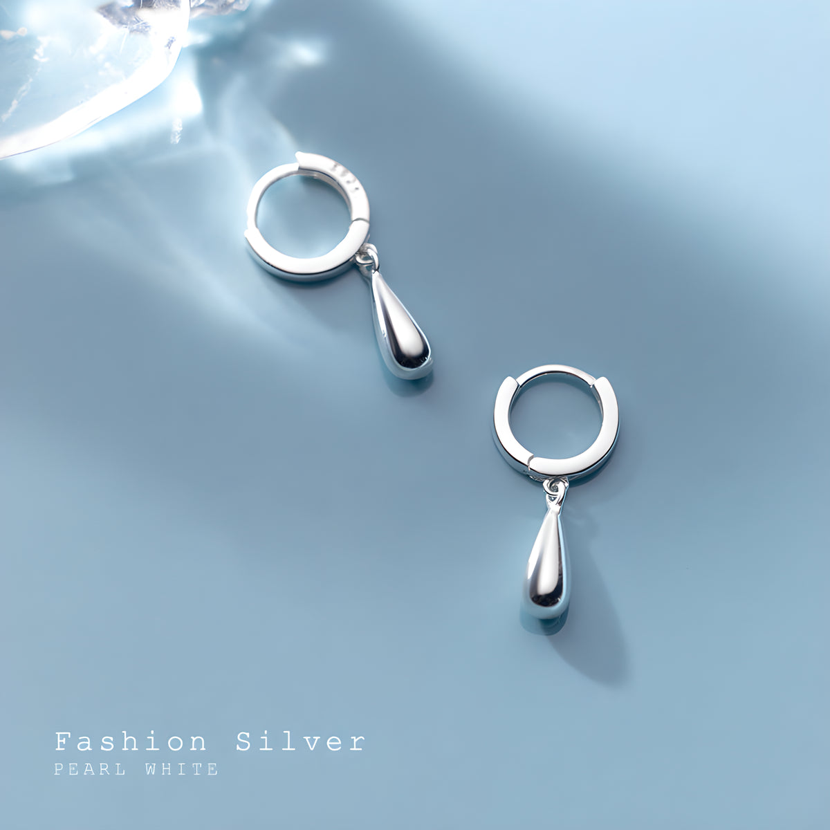 Minimalist Teardrop Huggie Hoop Earrings in S925 Sterling Silver