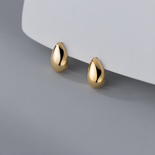 Minimalist Teardrop Stud Earrings in S925 Sterling Silver