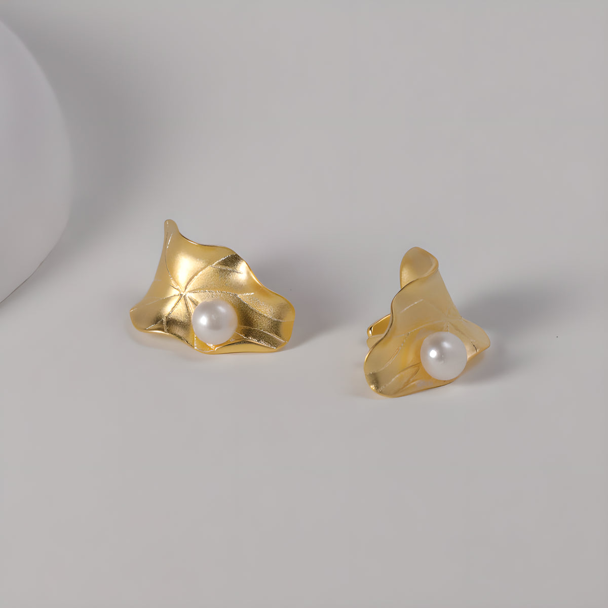 Lotus Leaf Pearl Clip-On Earrings 925 Sterling Silver Chinese Style