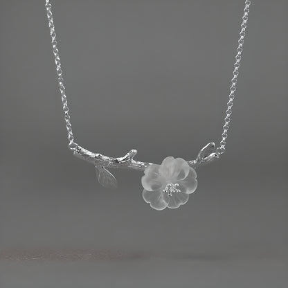 Floral Mountain Lily White Crystal S925 Sterling Silver Romantic Literary Style Necklace