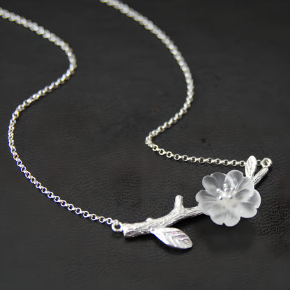 Floral Mountain Lily White Crystal S925 Sterling Silver Romantic Literary Style Necklace